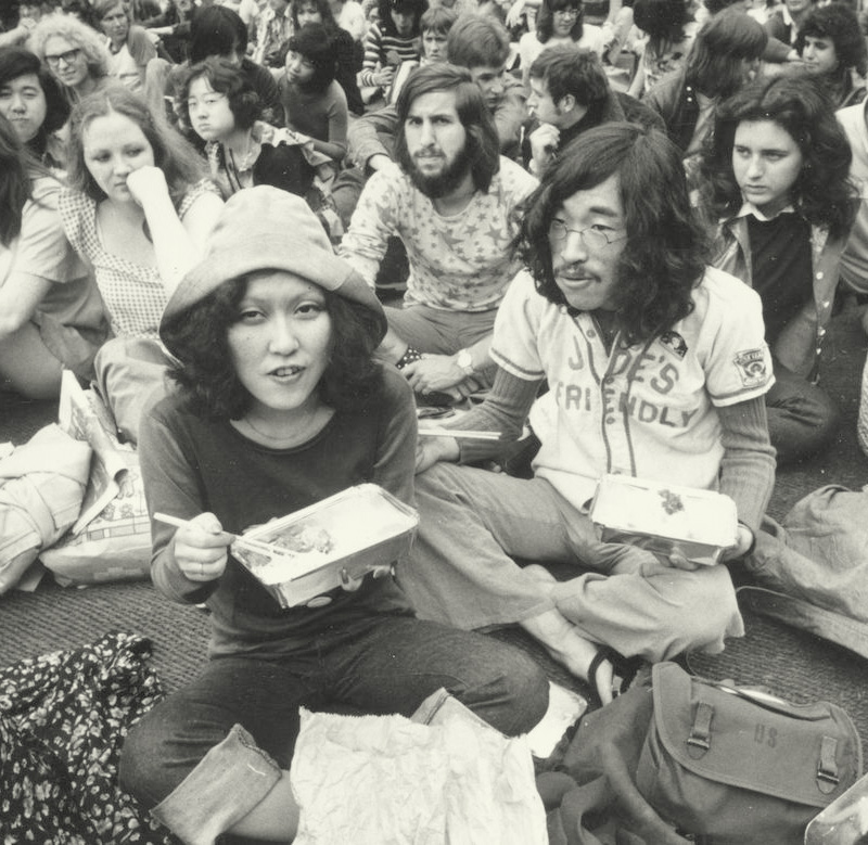 Vegan Vintage Seventies Logo T-Shirt